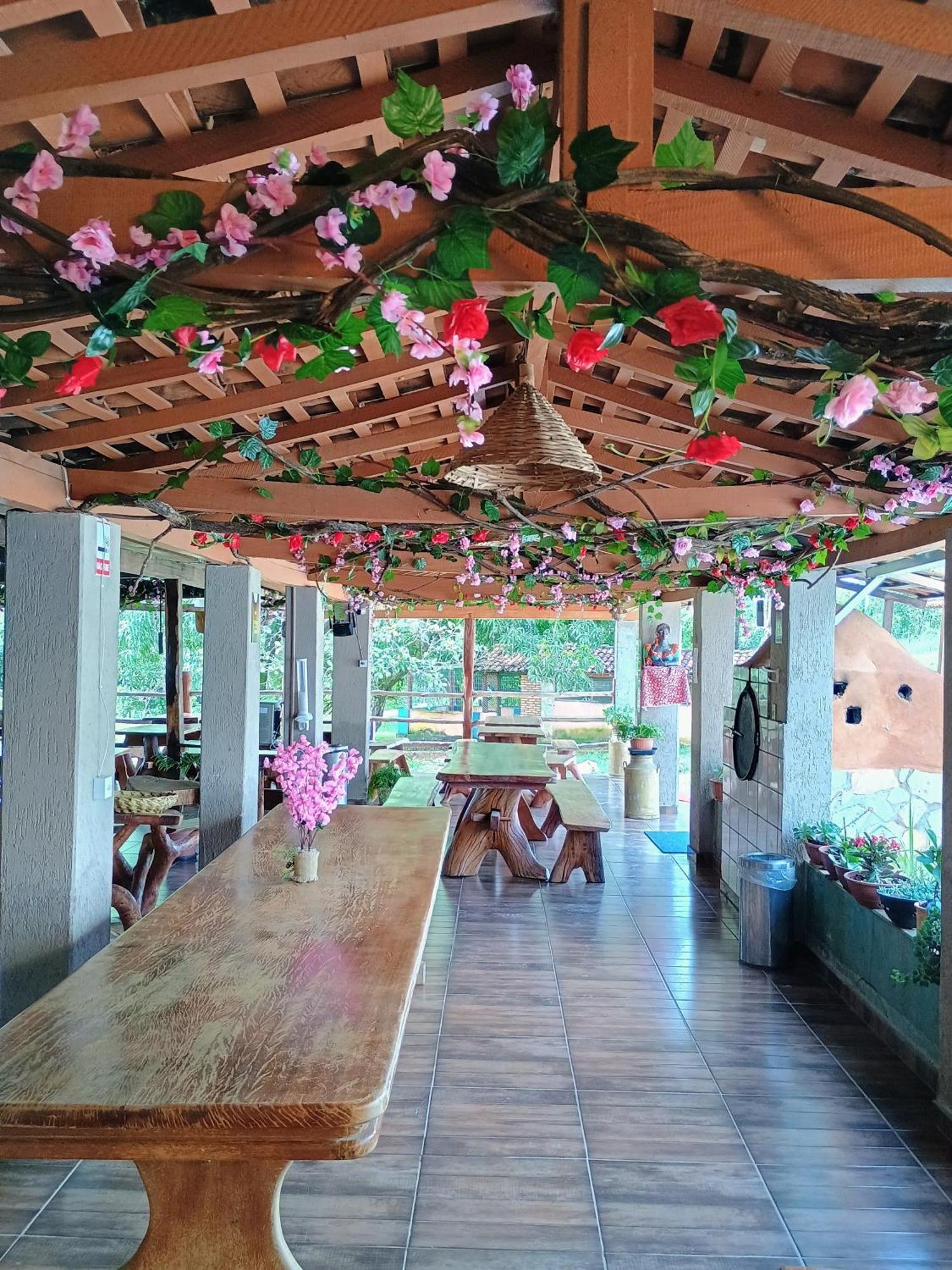 Aguas Vivas Hotel Fazenda Pirenopolis Bagian luar foto